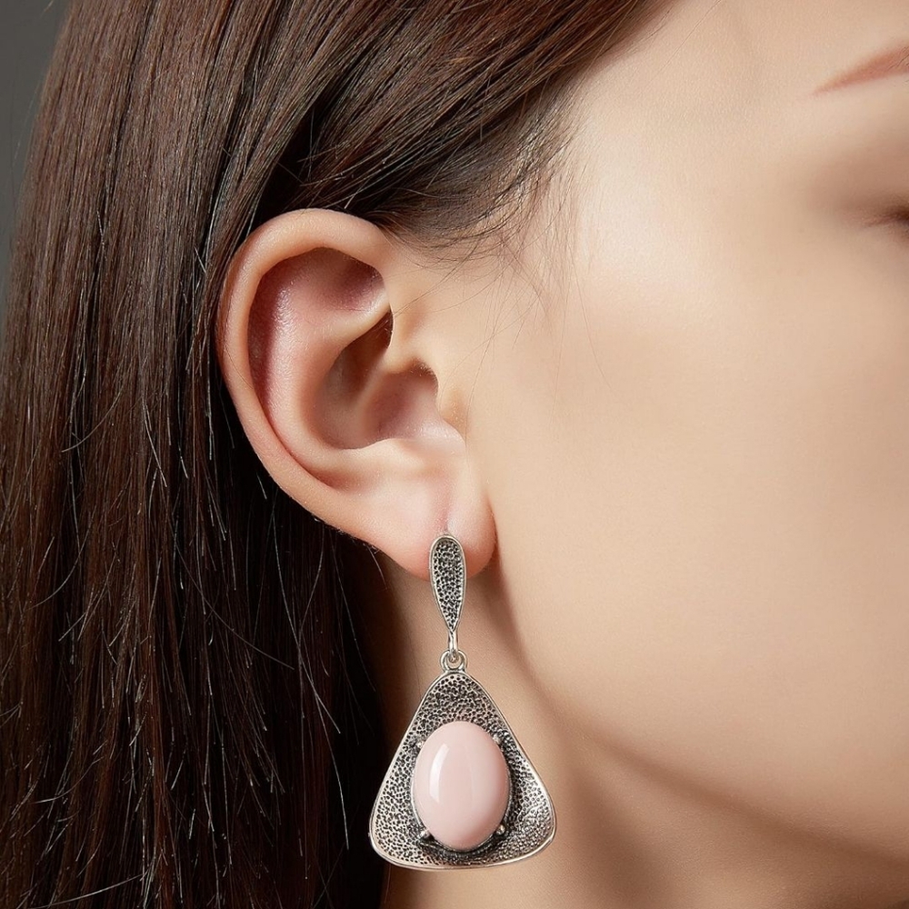 Medieval Triangle Pink Agate Set - image 6